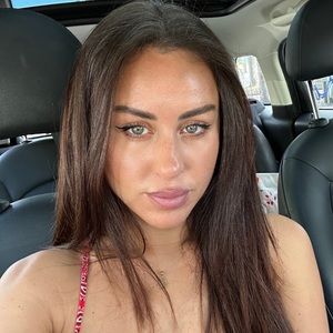 Meet your Posher, Eliana